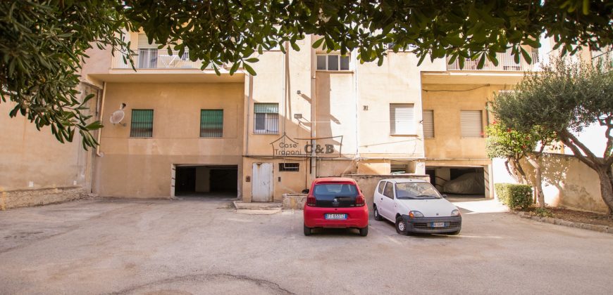 Appartamento al Corso Piersanti Mattarella con posto auto