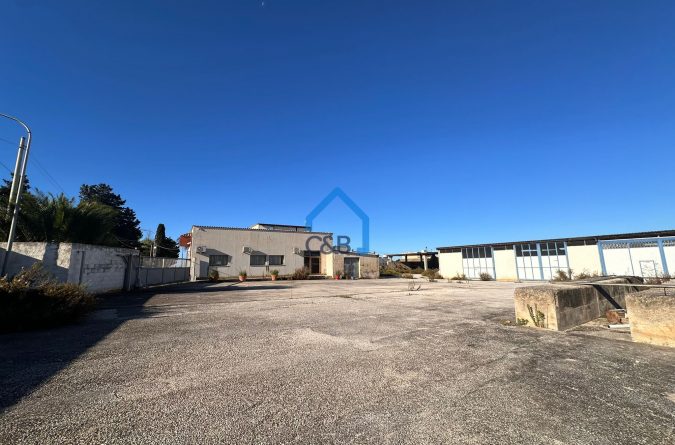 Locale uso ufficio a Rilievo